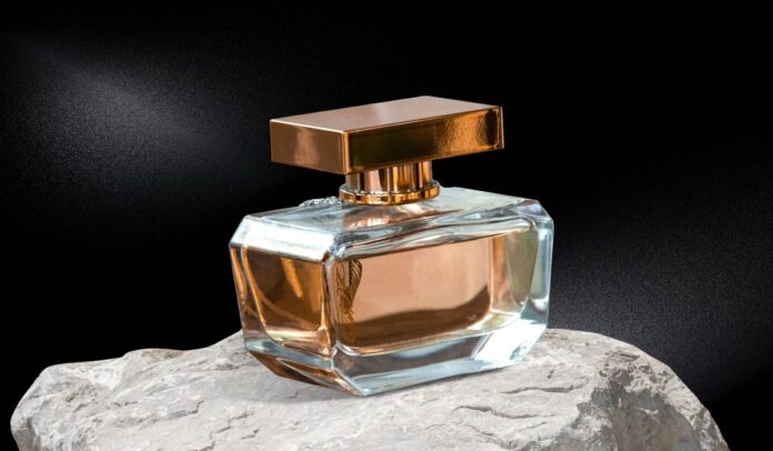 parfum fakenews
